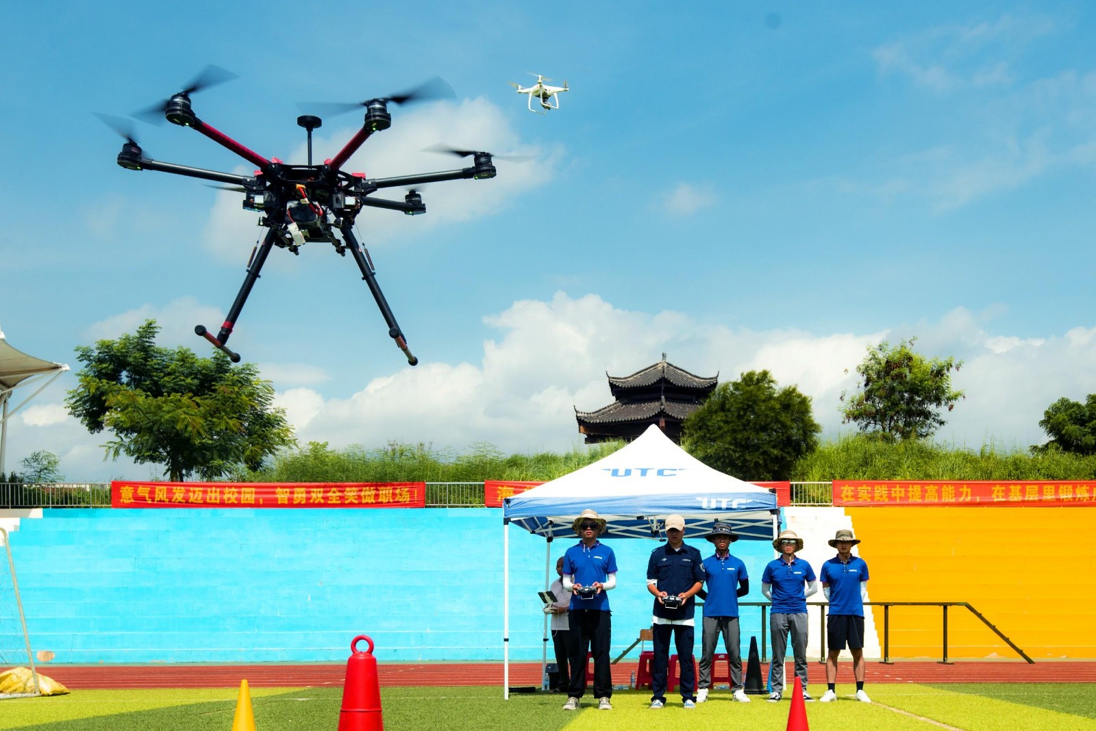 虚拟仿真技术：无人机飞行专业人才培养的破局之道