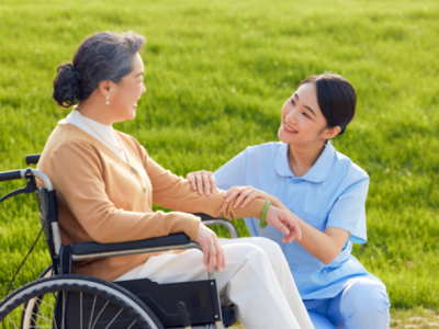 创设“评估-计划-干预”完整工作流，推动照护技能的系统性融合