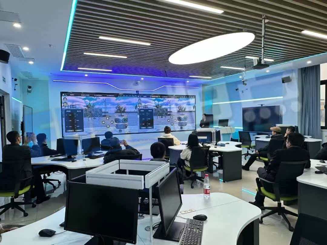 由恒点支持建设的南航天目湖校区虚拟仿真实验室
